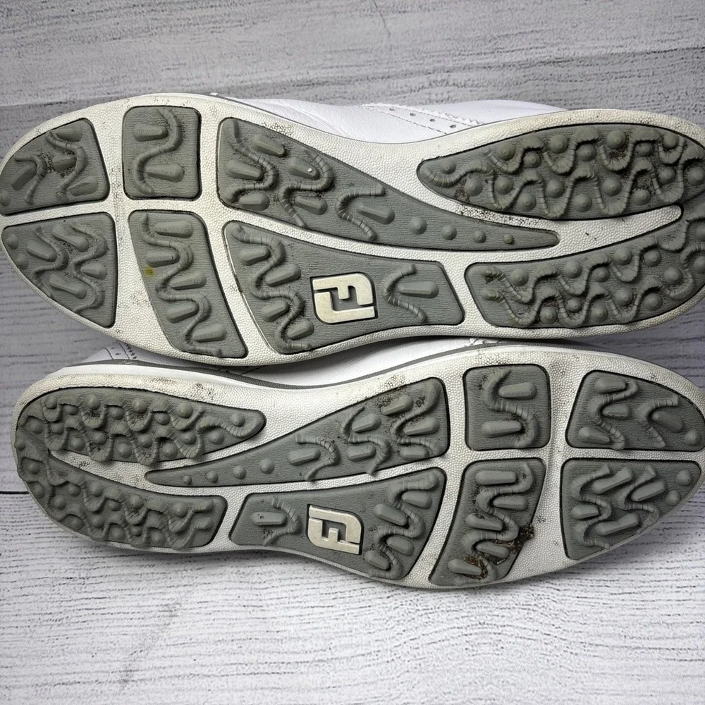 FootJoy LoPro Golf Shoes Comfort Wingtip White Leather Rainbow Laces Size 7.5M